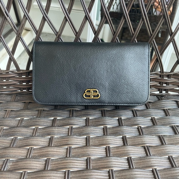 Authentic Balenciaga wallet/phone holder - Picture 1 of 4